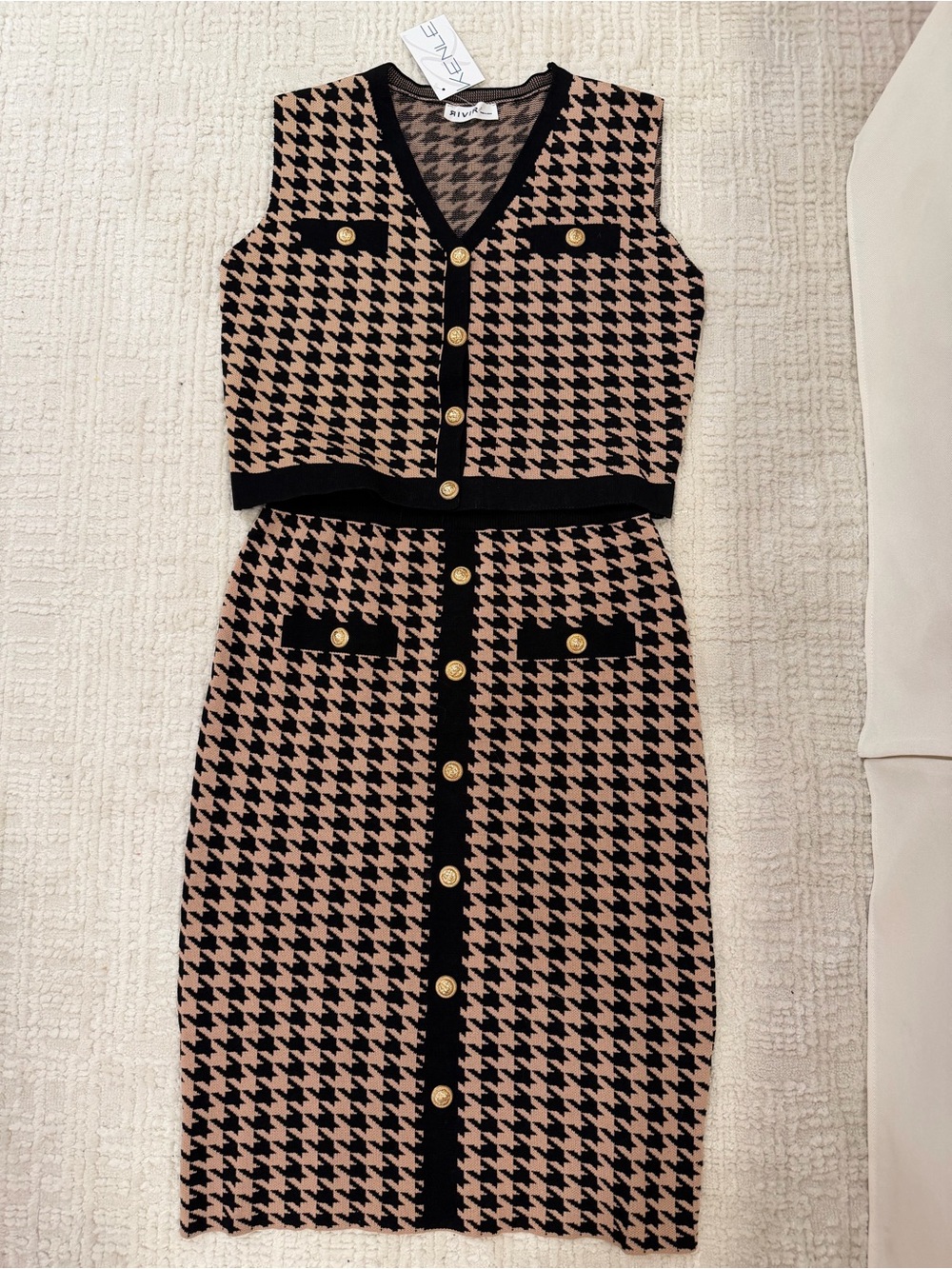 Two-Piece Houndstooth Knit Dress Set - Black & tan